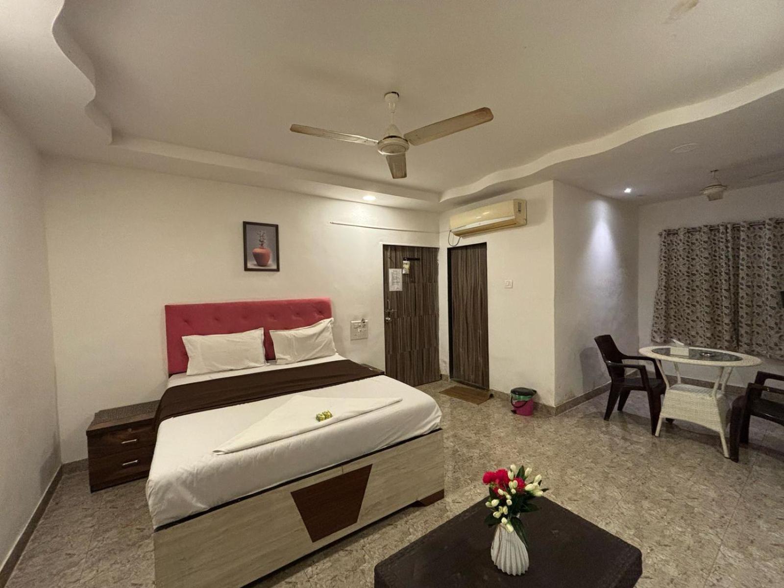 Rockdale Hotel & Resort Mira-Bhayandar Exterior photo