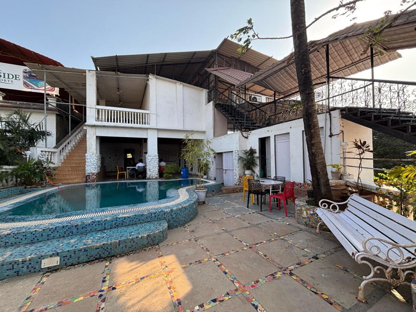 Rockdale Hotel & Resort Mira-Bhayandar Exterior photo
