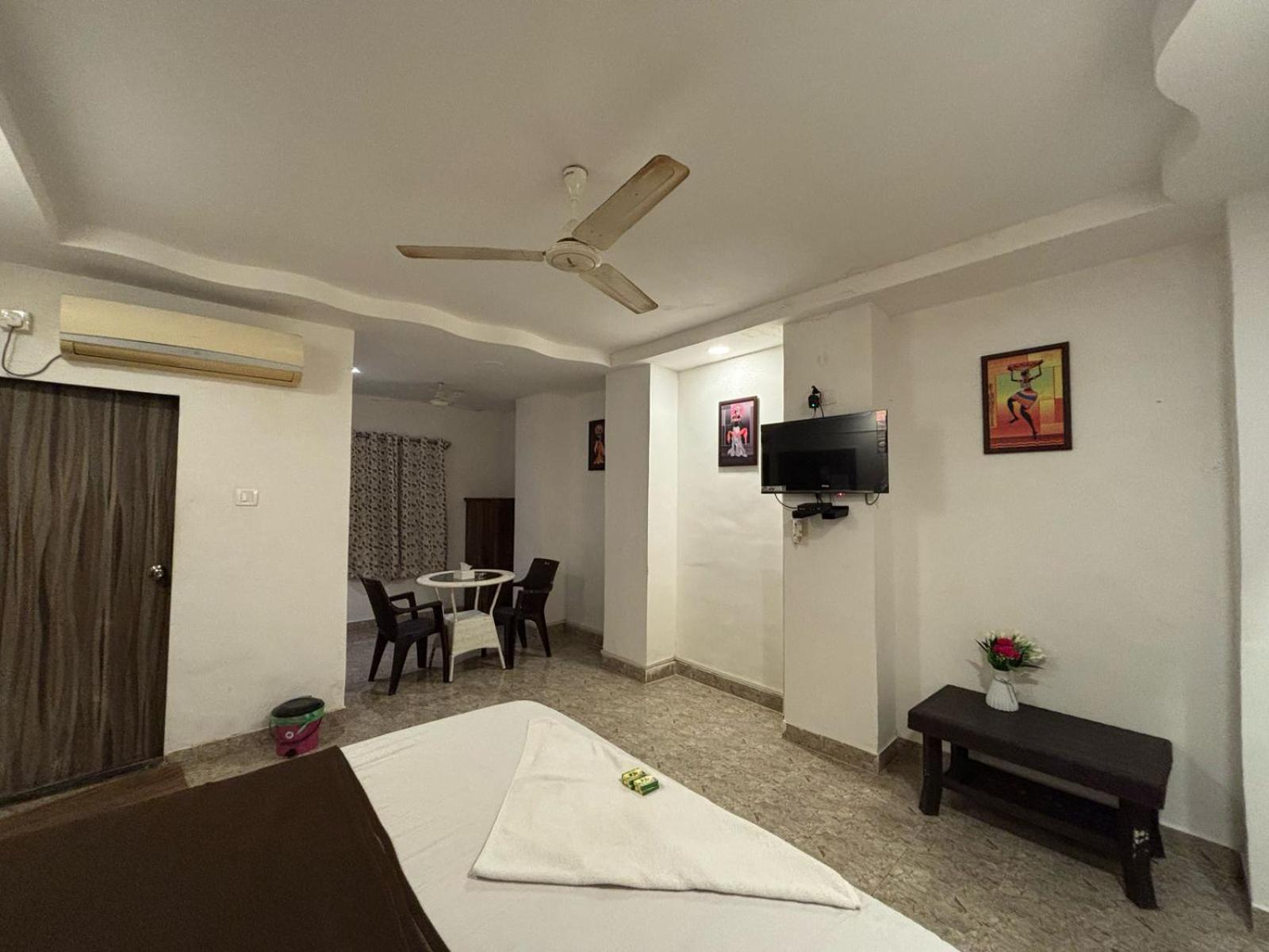 Rockdale Hotel & Resort Mira-Bhayandar Exterior photo